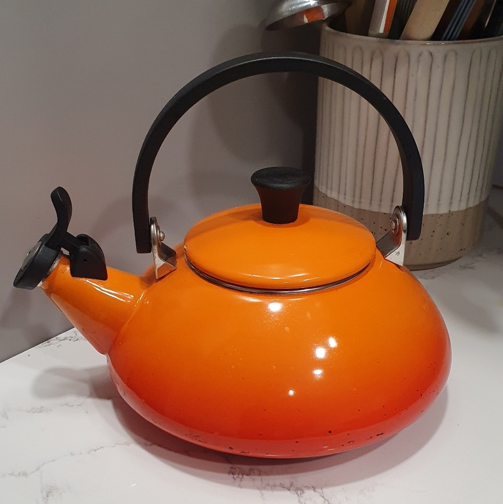 Le Creuset Kettle, Fall Vibes, Mid century modern